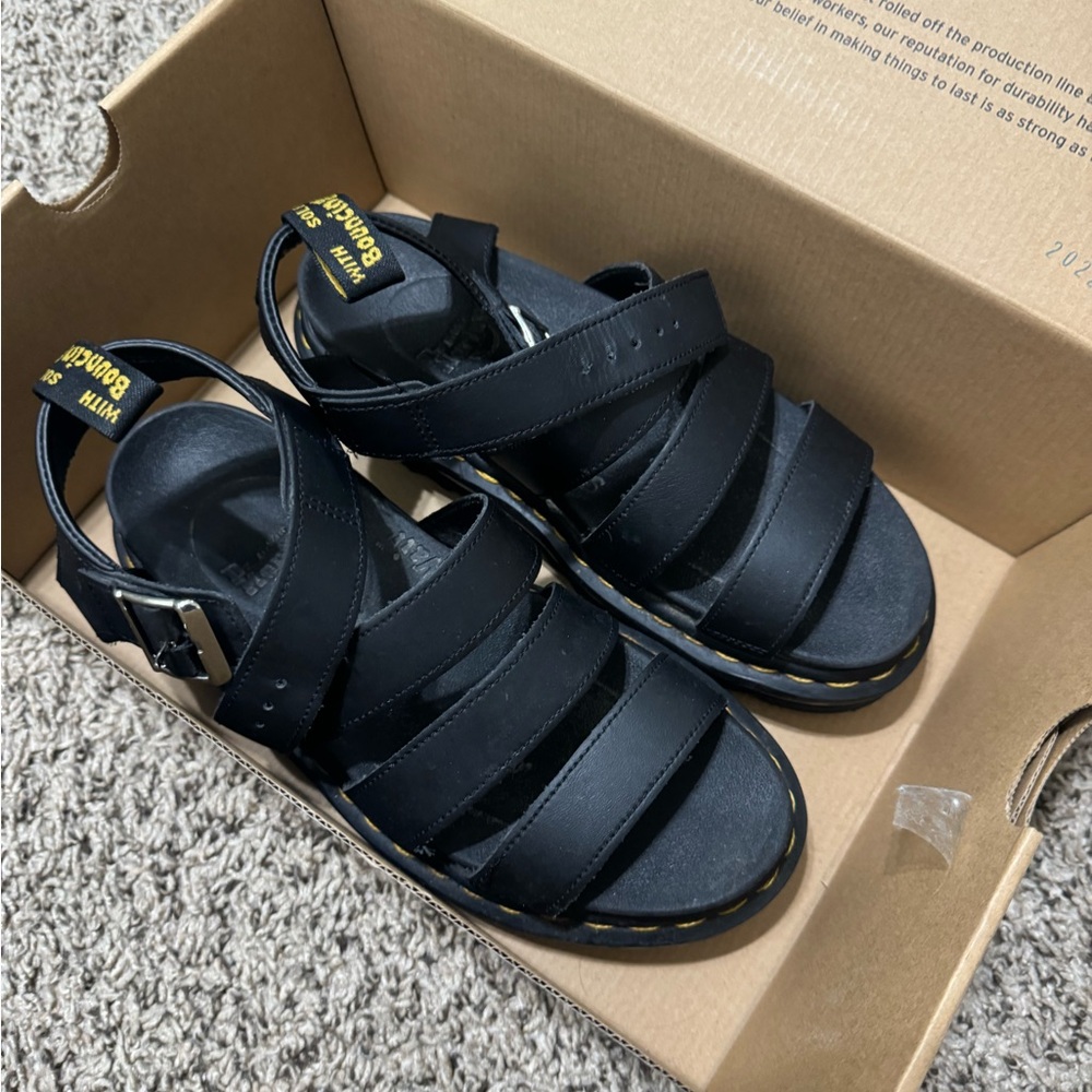 DR MARTENS black leather platform sandals